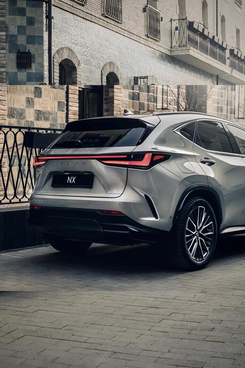 雷克萨斯新款suv车型(雷克萨斯suv2020新款车)