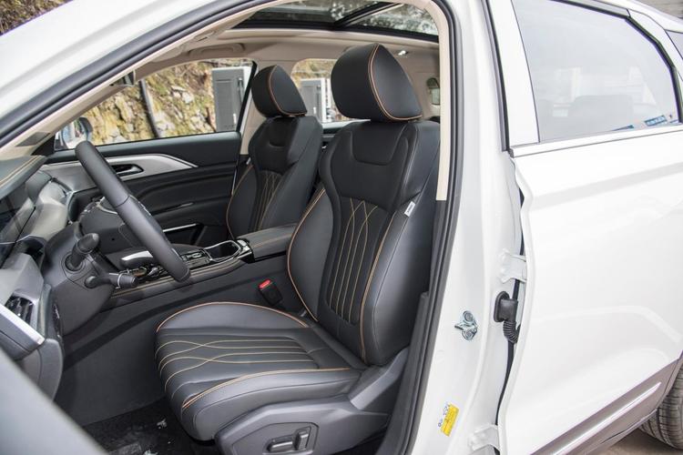 奔腾t77座椅图片,奔腾t77座椅高低调节在哪