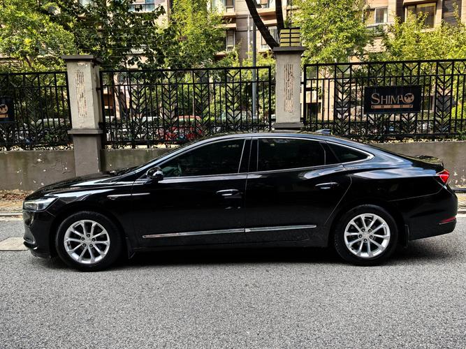 最新款别克君越图片 2021款别克君越图片