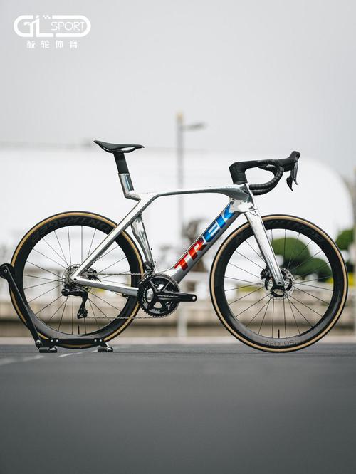 崔克蝴蝶自行车价格／崔克蝴蝶自行车价格3200万