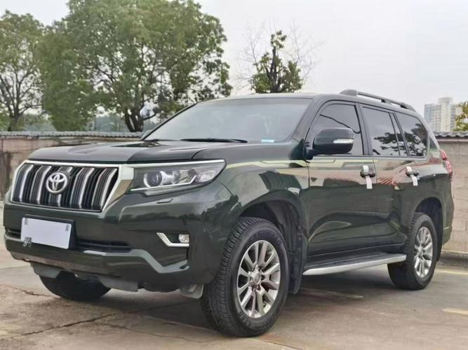 丰田普拉多有七座车型吗／普拉多是不是七座