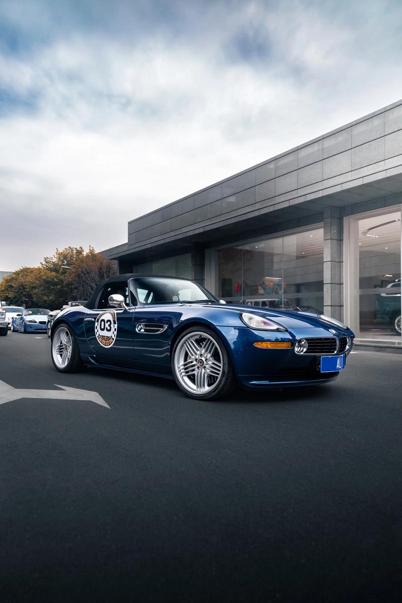 宝马z8图片,宝马z8的价格