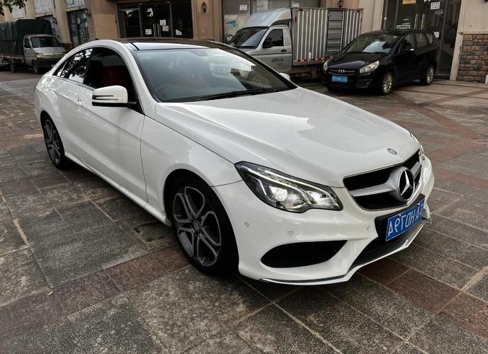 奔驰e260coupe2023款 奔驰21款e260l