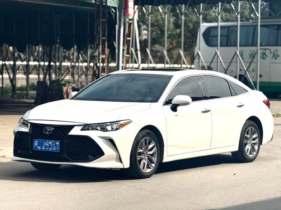 丰田亚洲龙2021新款／丰田亚洲龙车型大全