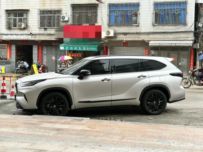 2022款丰田汉兰达低配(2022款丰田汉兰达低配怎么样)