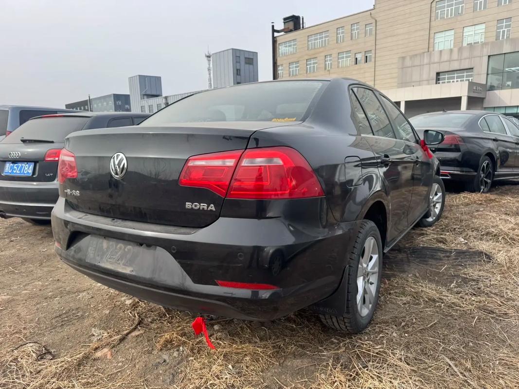 大众宝来2014款(大众宝来2014款图片)