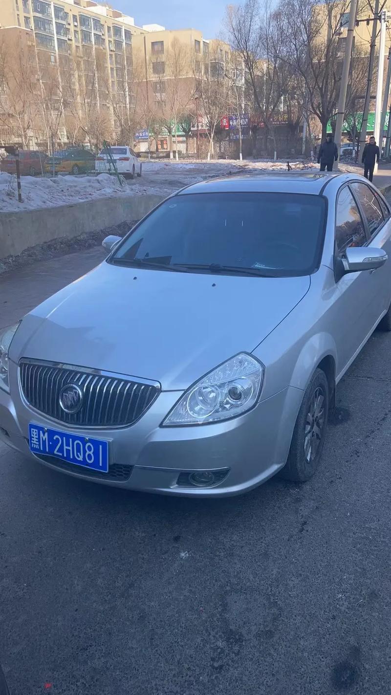 13年别克凯越值多少钱(13年别克凯越手动高配多少钱)