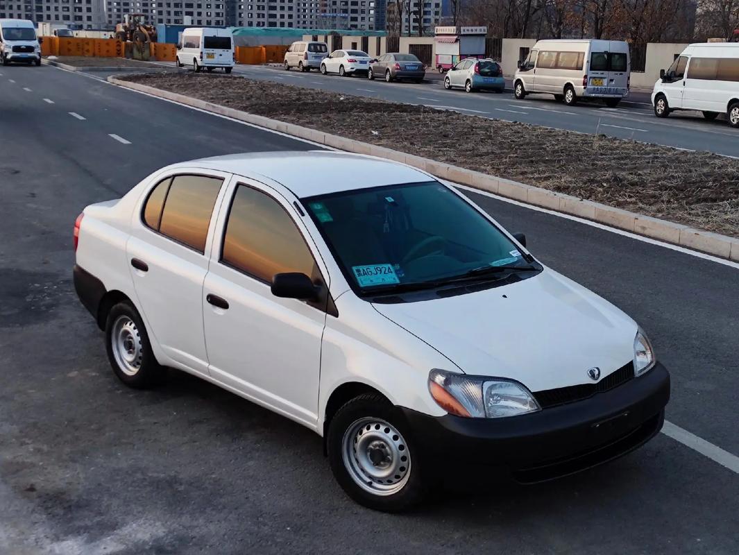 包含夏利n7图片的词条